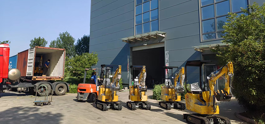 7 sets MY12 Mini Excavators To Česko