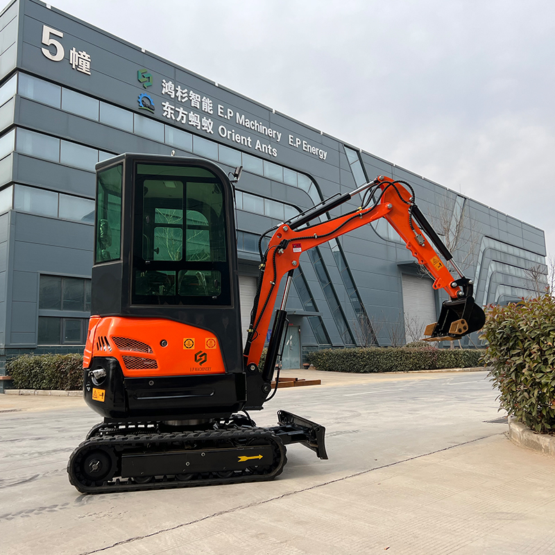mini excavator 1.8ton kubota engine  mini excavator small digger with cabin