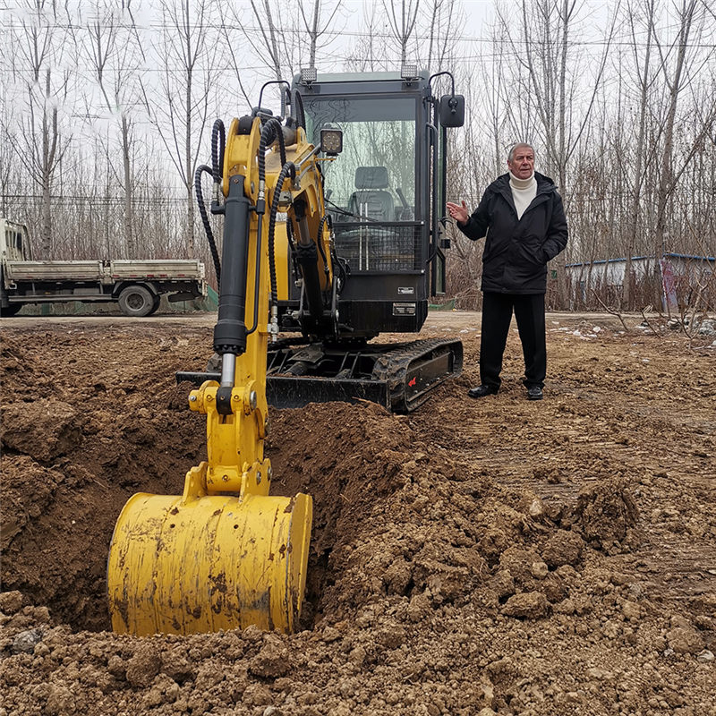 Small mini excavator China 3.5 tons excavation earthwork